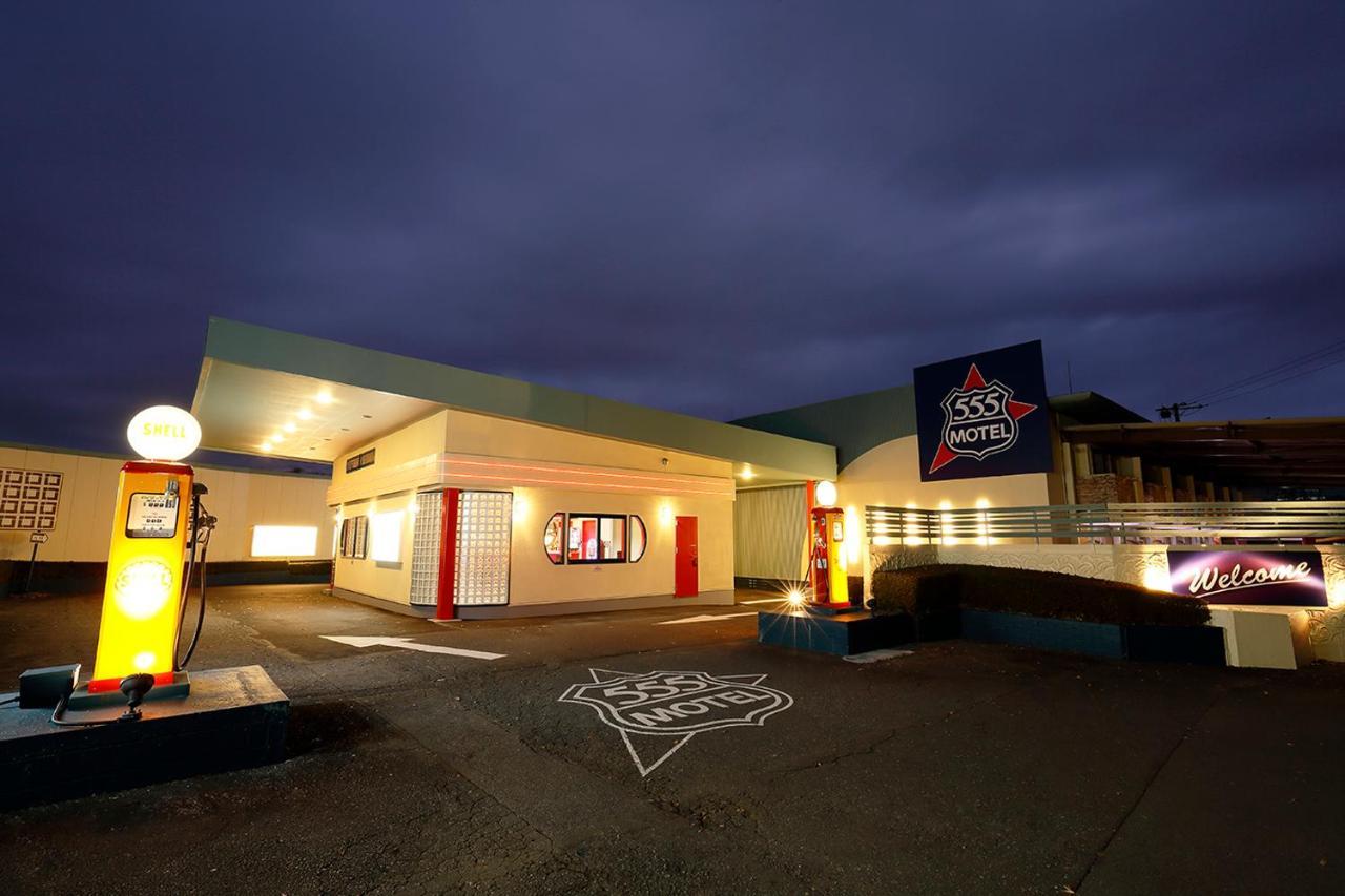 555 Motel โกเท็มบะ ภายนอก รูปภาพ